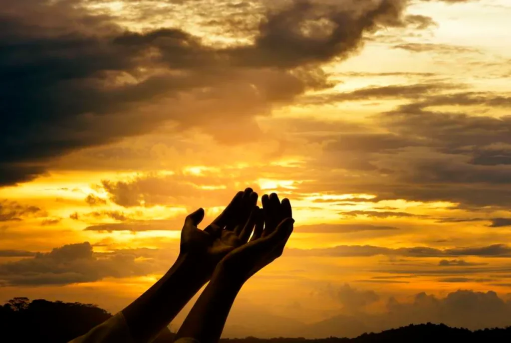 107+ Powerful Daily Prayers for Peace, Healing, Protection, Strength, and Everyday Blessings
