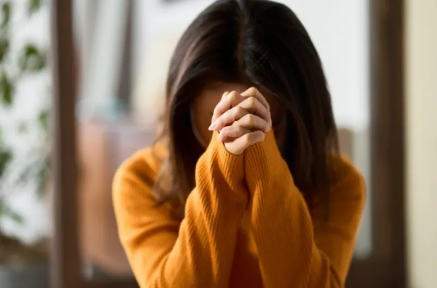 101+ Powerful Christian Protection Prayers for Peace, Safety, and God’s Daily Covering